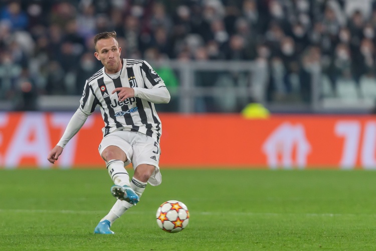 每体：阿图尔即将回归格雷米奥，尤文图斯不会对这笔交易设置障碍